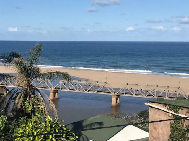 Illovo Beach Inn Аманцимтоти Екстериор снимка